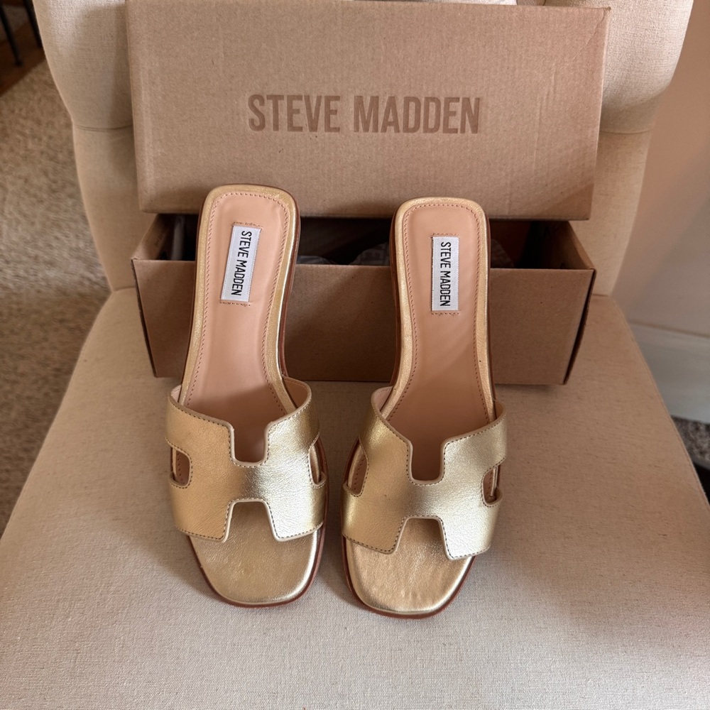 Steve Madden Hadyn Metallic Gold Sandals